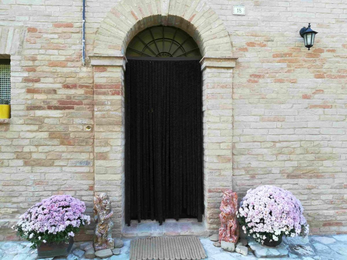 Agriturismo Campo Aperto Belvedere Ostrense エクステリア 写真