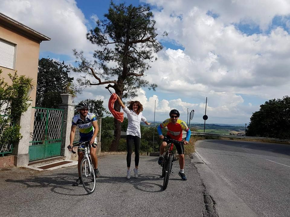 Agriturismo Campo Aperto Belvedere Ostrense エクステリア 写真